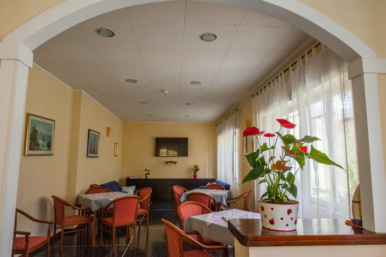 Hotel Lorenzo Celle Ligure Exterior foto